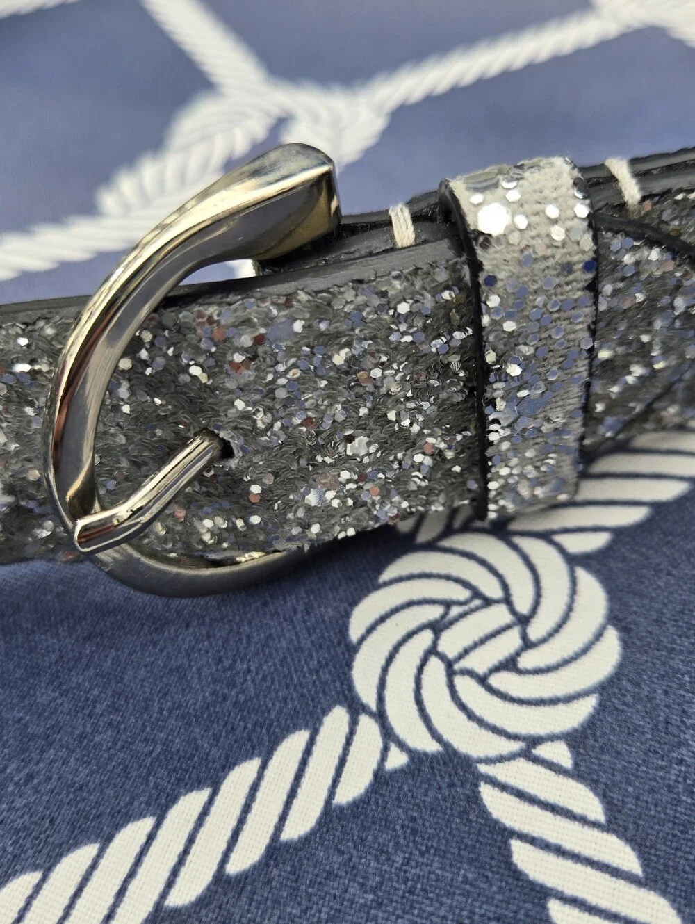 Chunky Metallic Silver Glitter Belt Metal Clasp 1 3/8" Wide x 38" Long Women's S - Picture 3 of 5